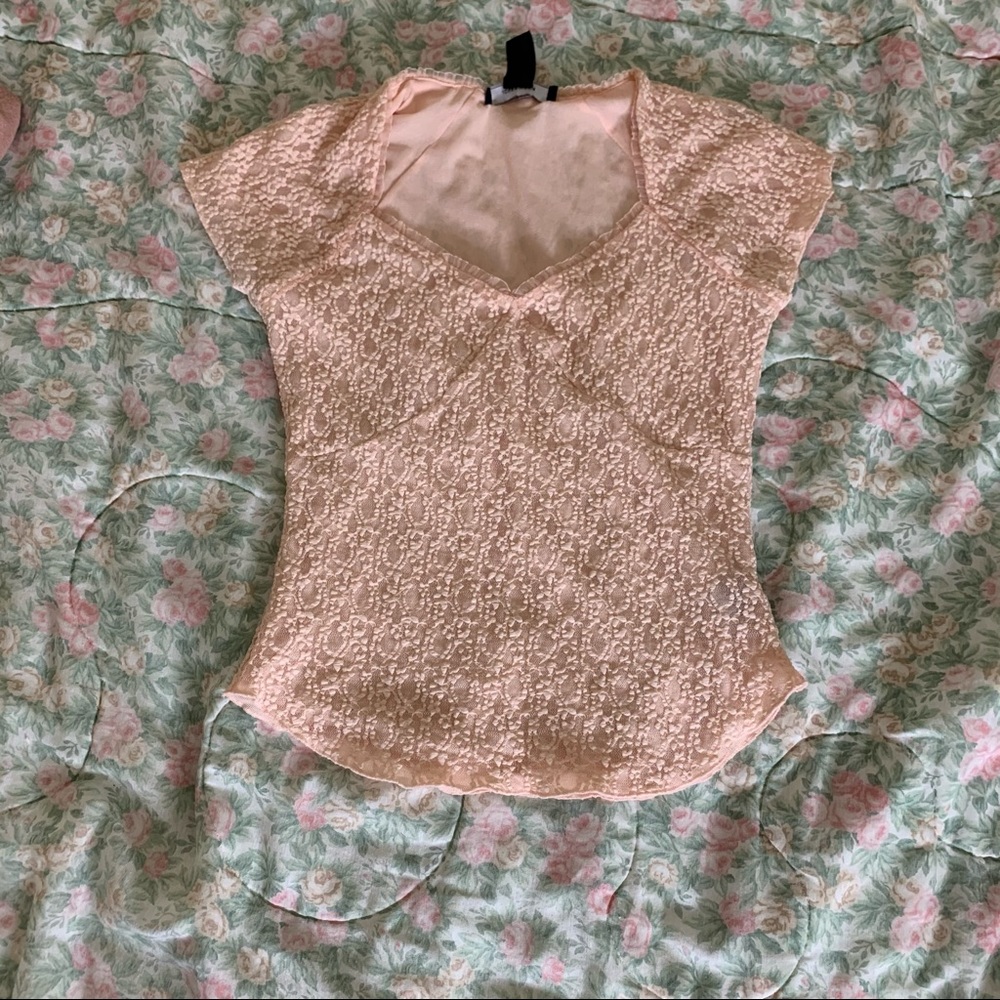 5/$25 Sale ☀️ Jones Wear Baby Pink Lace Sweetheart Blouse